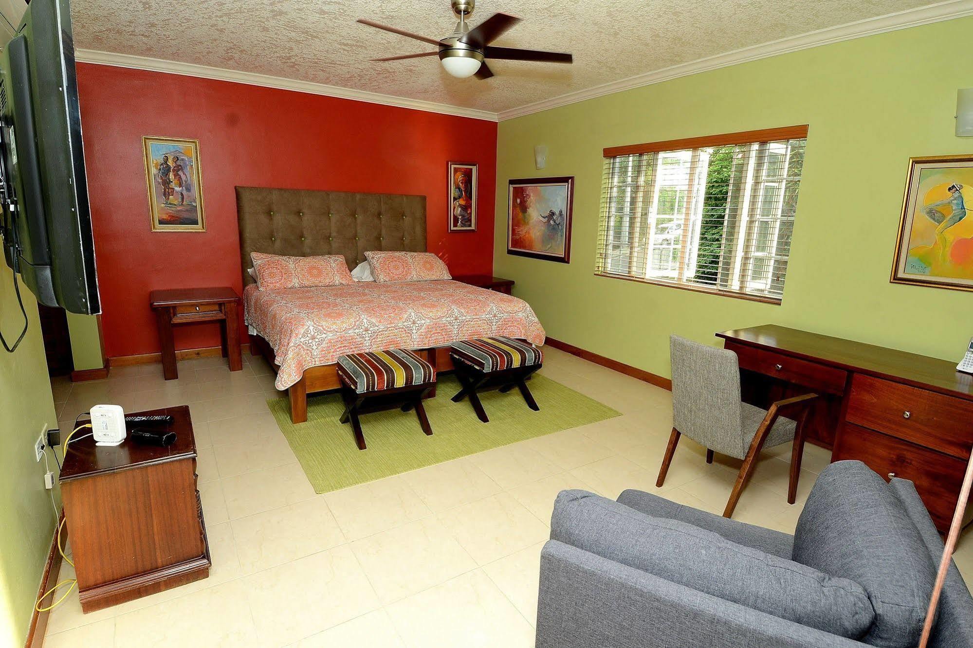 The Cabin At Long Mountain Country Club Kingston Luaran gambar