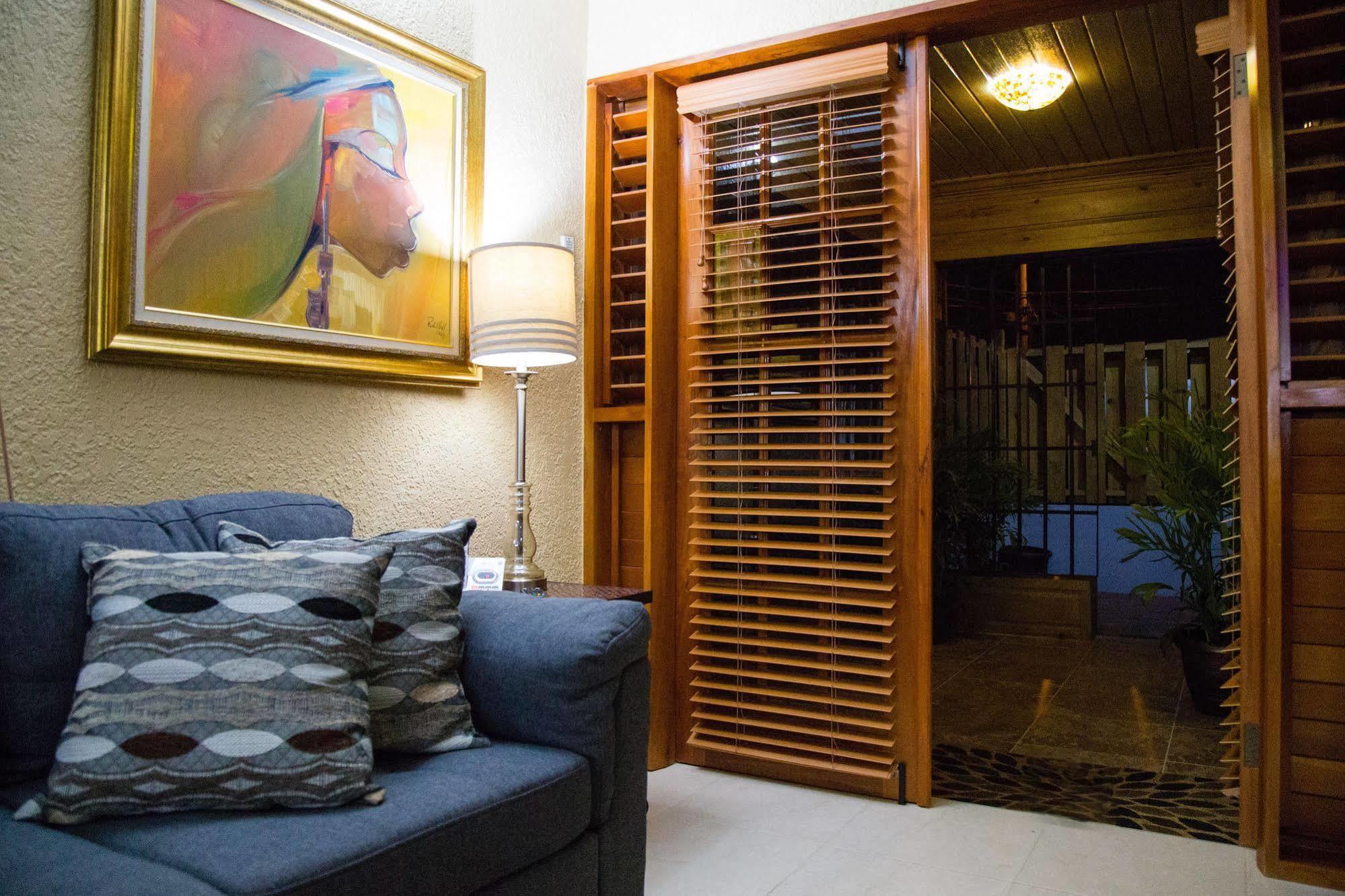 The Cabin At Long Mountain Country Club Kingston Luaran gambar