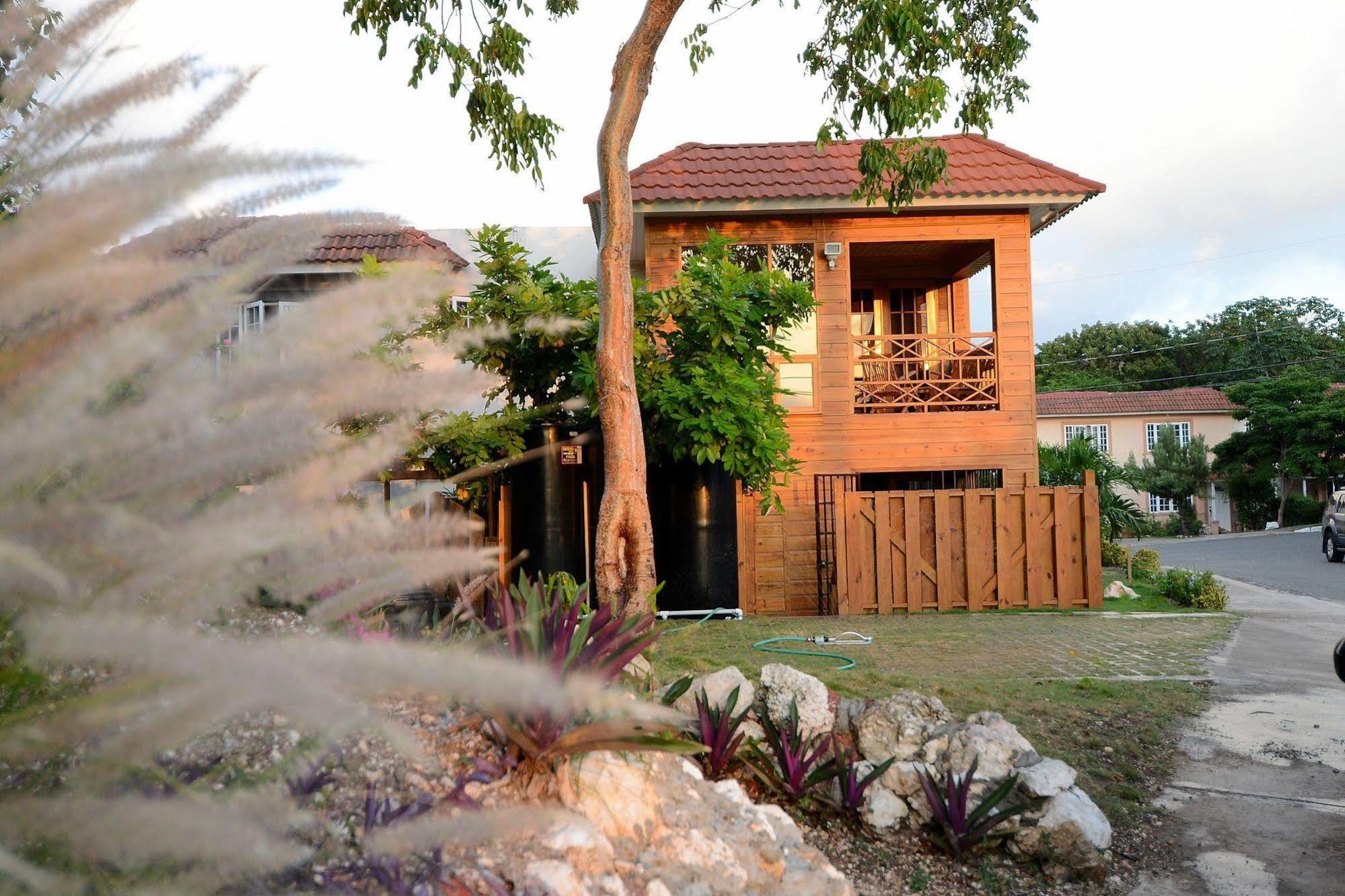 The Cabin At Long Mountain Country Club Kingston Luaran gambar